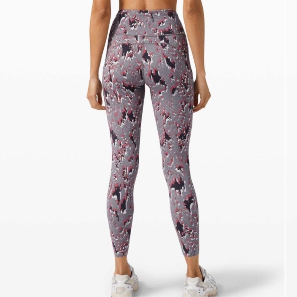Lululemon Fast and Free Leggings 25”